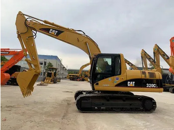 Гусеничный экскаватор CATERPILLAR 320CL