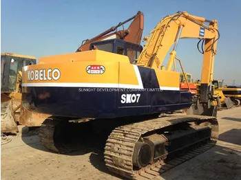 Гусеничный экскаватор KOBELCO