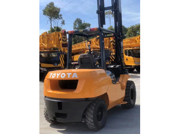 Дизельный погрузчик Toyota 5 ton Forklift Good Price FD50 with Side Shifter: фото 5 Дизельный погрузчик Toyota 5 ton Forklift Good Price FD50 with Side Shifter: фото 5