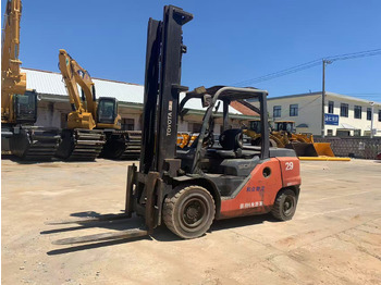 Дизельный погрузчик Toyota FD50 Forklift Original Color Japan Forklift with High Mast: фото 2