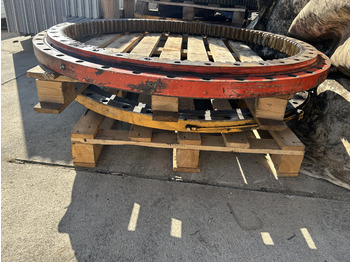 Поворотное кольцо для Экскаваторов LIEBHERR 900C, 904C: фото 2 Поворотное кольцо для Экскаваторов LIEBHERR 900C, 904C: фото 2