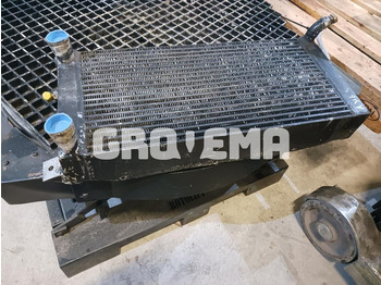 Радиатор LIEBHERR