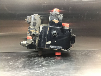 : фото в шапке страницы