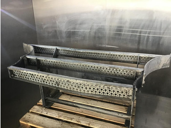 Кабина и интерьер LIEBHERR