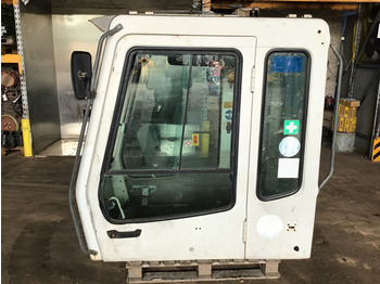 Кабина и интерьер Liebherr Cabin: фото 4