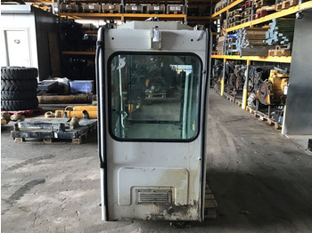 Кабина и интерьер Liebherr Cabin: фото 5