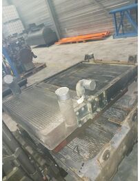 Радиатор LIEBHERR