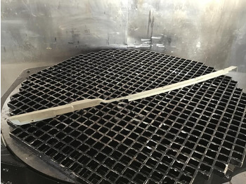 Бампер LIEBHERR