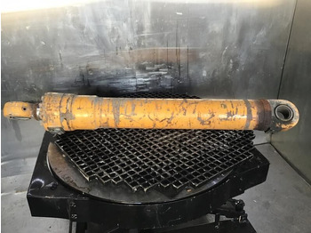 Гидравлический цилиндр LIEBHERR