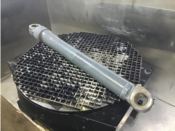 Гидравлический цилиндр LIEBHERR