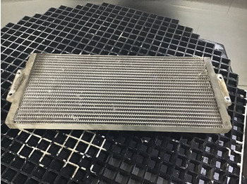 Масляный радиатор Liebherr Fuelcooler: фото 3