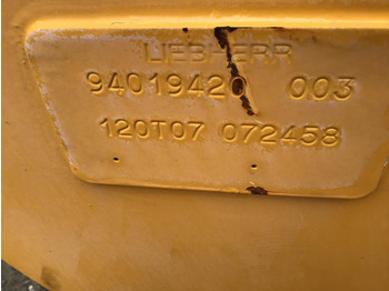 Стрела LIEBHERR