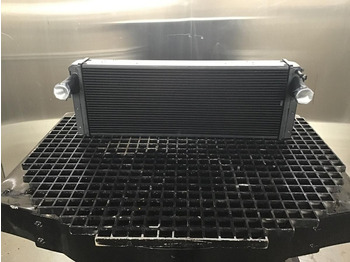 Интеркулер LIEBHERR