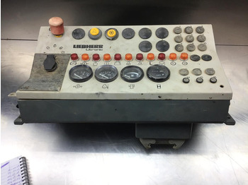 Приборная панель LIEBHERR