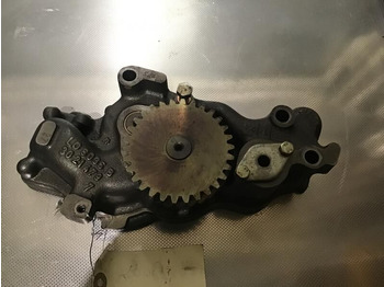 Масляный насос LIEBHERR