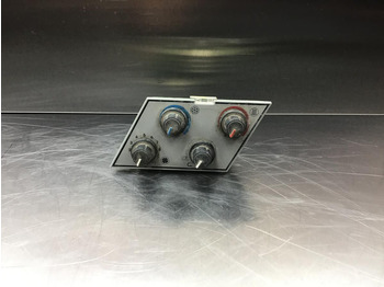 Приборная панель LIEBHERR