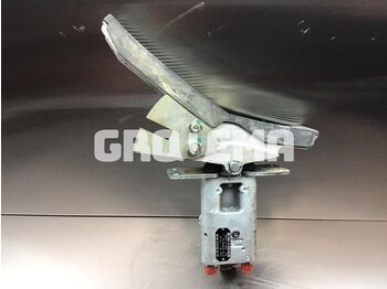 Педаль LIEBHERR