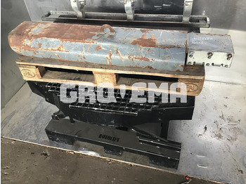 Бампер LIEBHERR