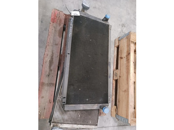 Радиатор LIEBHERR