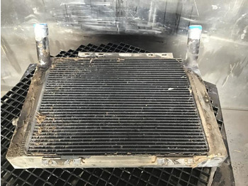 Радиатор LIEBHERR