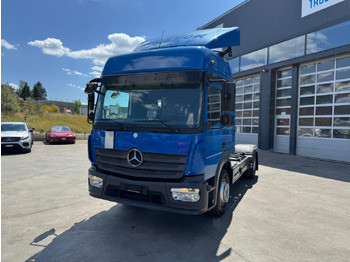 Тягач MERCEDES-BENZ Atego 1330