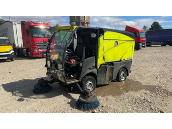 : фото в шапке страницы