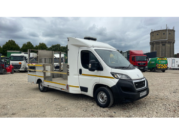 Малотоннажный бортовой грузовик PEUGEOT Boxer