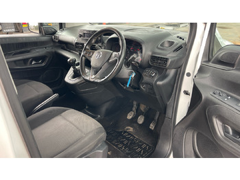 Легковой фургон Vauxhall Combo Cargo 2300 1.5 TURBO D 100PS: фото 5