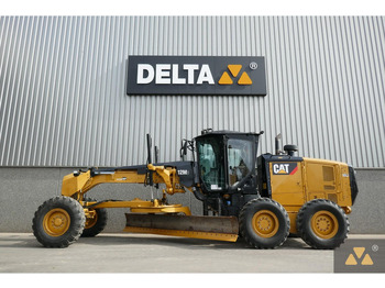 Грейдер CATERPILLAR 12M3