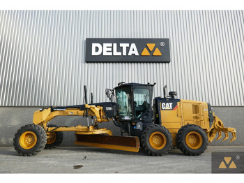 Грейдер CATERPILLAR 12M3