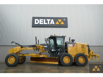 Грейдер CATERPILLAR 140M