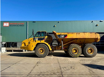 Сочленённый самосвал CATERPILLAR 740