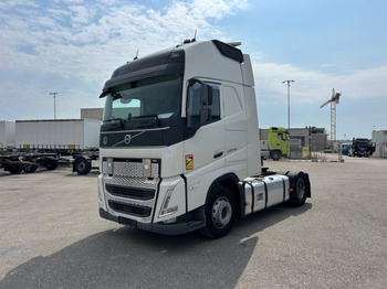 Тягач VOLVO FH 500