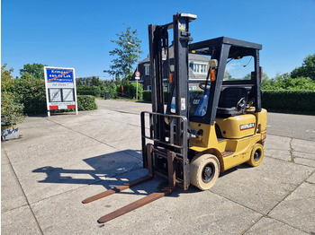 Вилочный погрузчик CATERPILLAR GP