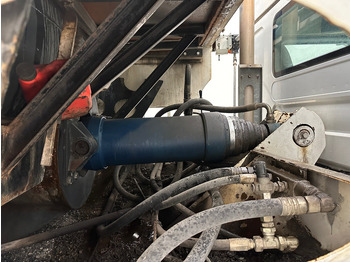 Самосвал Renault Premium 370: фото 4 Самосвал Renault Premium 370: фото 4