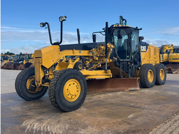 Грейдер CATERPILLAR 140M