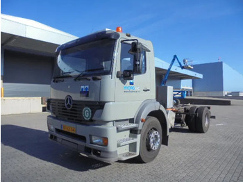 Грузовик-шасси MERCEDES-BENZ Atego 1828