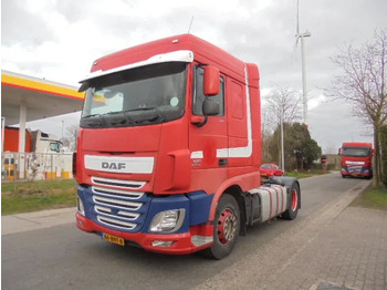 Тягач DAF XF 440