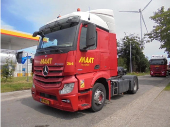 Тягач MERCEDES-BENZ Actros 1836