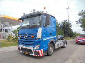Тягач MERCEDES-BENZ Actros 1842