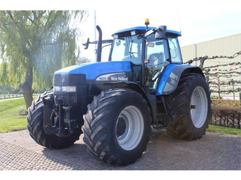 Трактор NEW HOLLAND TM