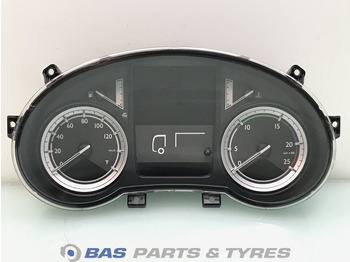 : фото в шапке страницы