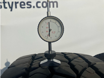 Шина для Грузовиков Goodyear Goodyear 315/70R22.5 UltraGrip Max S 156/150 M+S 3PMSF gebruikte set: фото 3 Шина для Грузовиков Goodyear Goodyear 315/70R22.5 UltraGrip Max S 156/150 M+S 3PMSF gebruikte set: фото 3