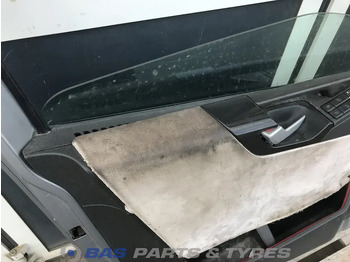 Дверь и запчасти для Грузовиков Volvo FH4 Portier Links Volvo 82183078: фото 5