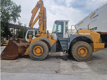 Колёсный погрузчик LIEBHERR L 564