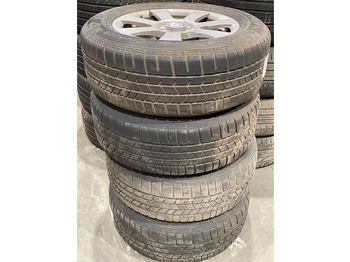 : фото в шапке страницы