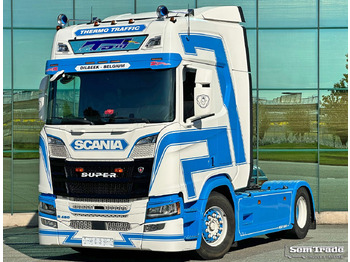 Тягач SCANIA R 450