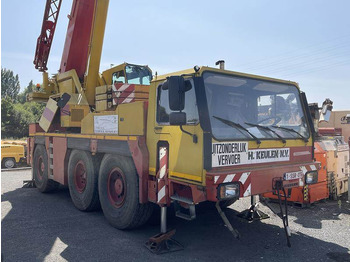 Вседорожный кран LIEBHERR LTM 1050/1
