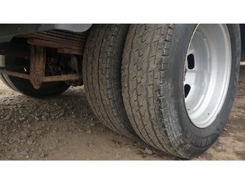 Малотоннажный бортовой грузовик, Грузопассажирский фургон Iveco 50C18 Daily 3.D 16V +Effer: фото 5