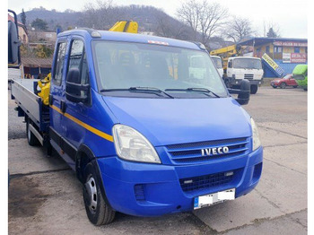 Малотоннажный бортовой грузовик, Грузопассажирский фургон Iveco 50C18 Daily 3.D 16V +Effer: фото 2
